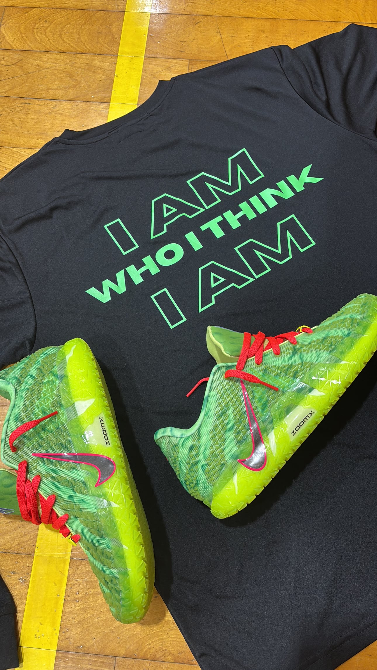 I AM WHO I THINK I AM L/Tee