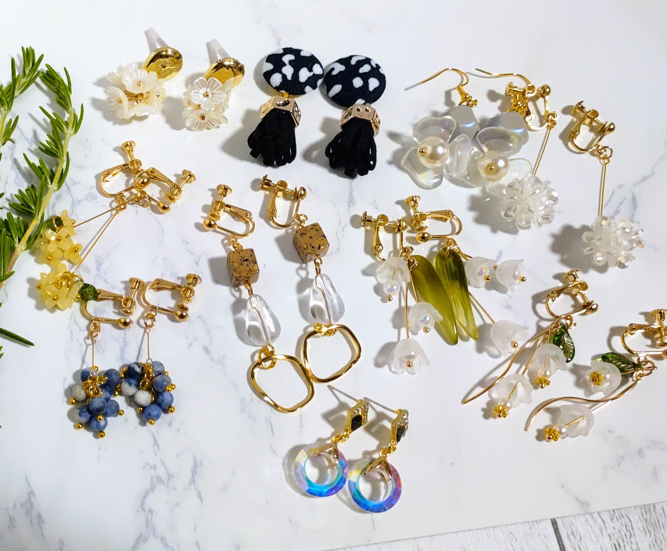 yon accessory