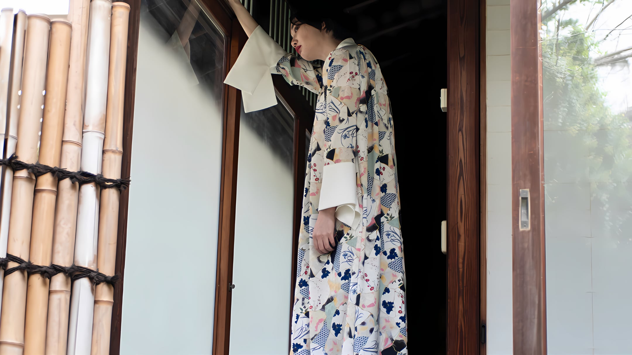 Arobe アローブ　花柄 マキシロングワンピース Arobe アローブ 花柄 マキシロングワンピース - メルカリ