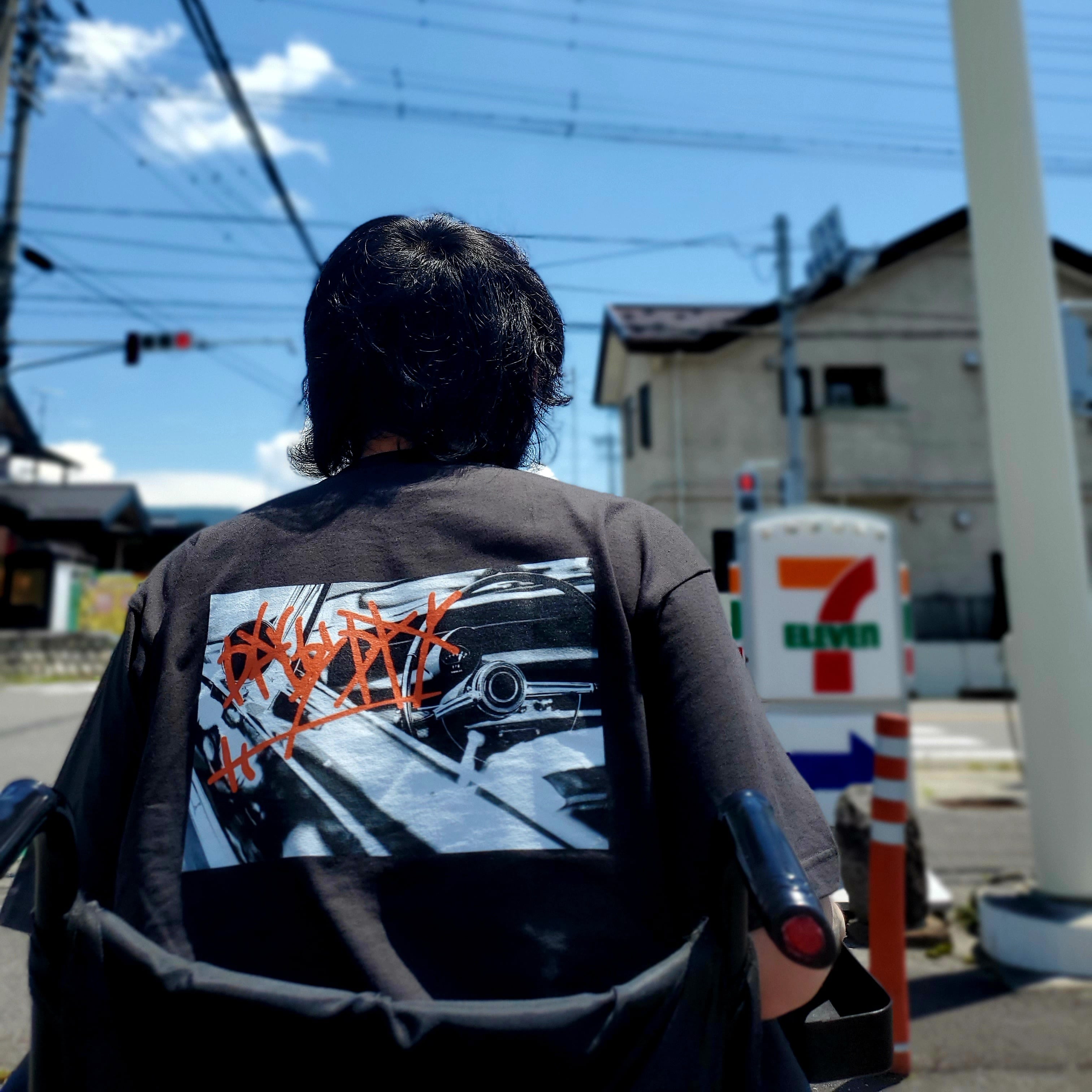 D.B.D Tee / sumikuro / model : H181 size XL