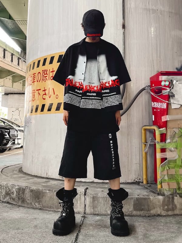 BALENCIAGA