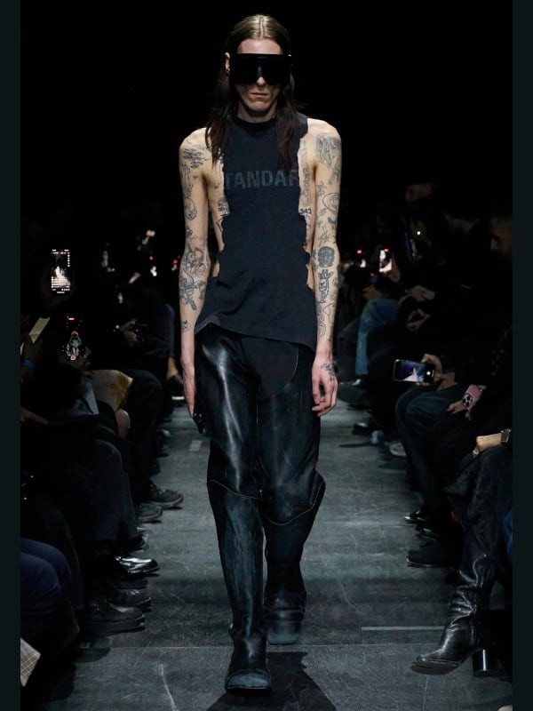 BALENCIAGA