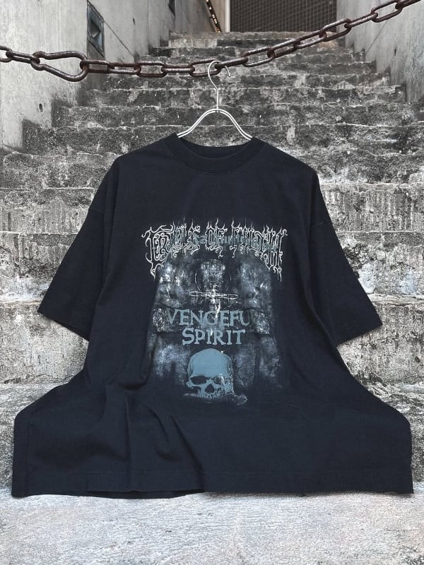 VETEMENTS