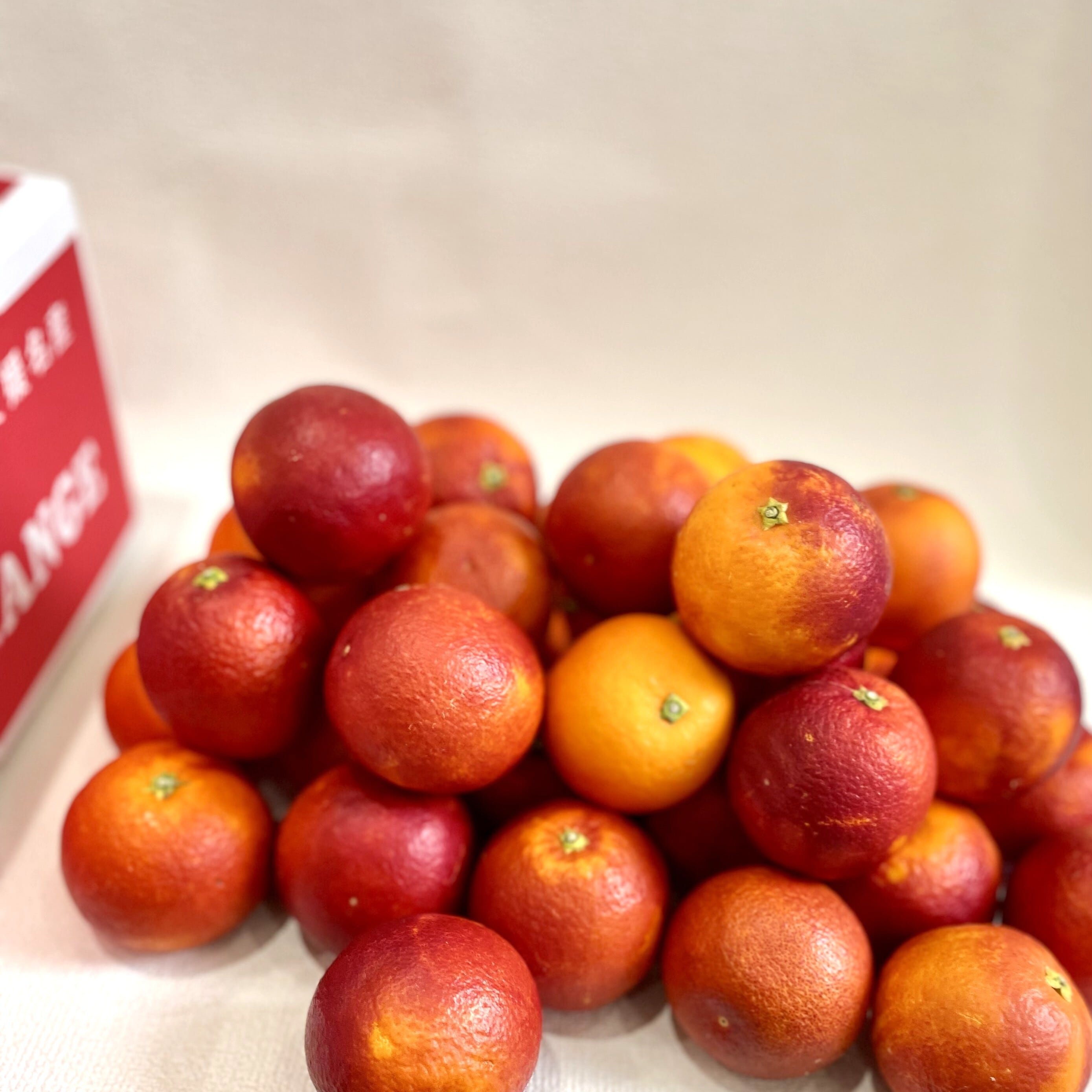 愛媛県産　ブラッドオレンジ
