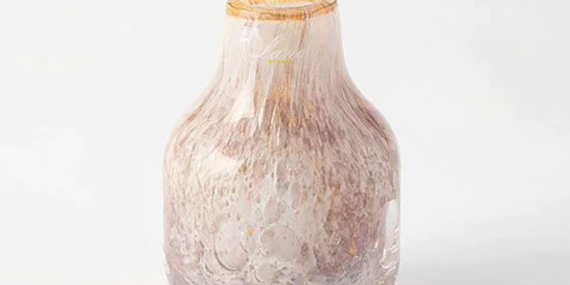 FLOWER VASE
