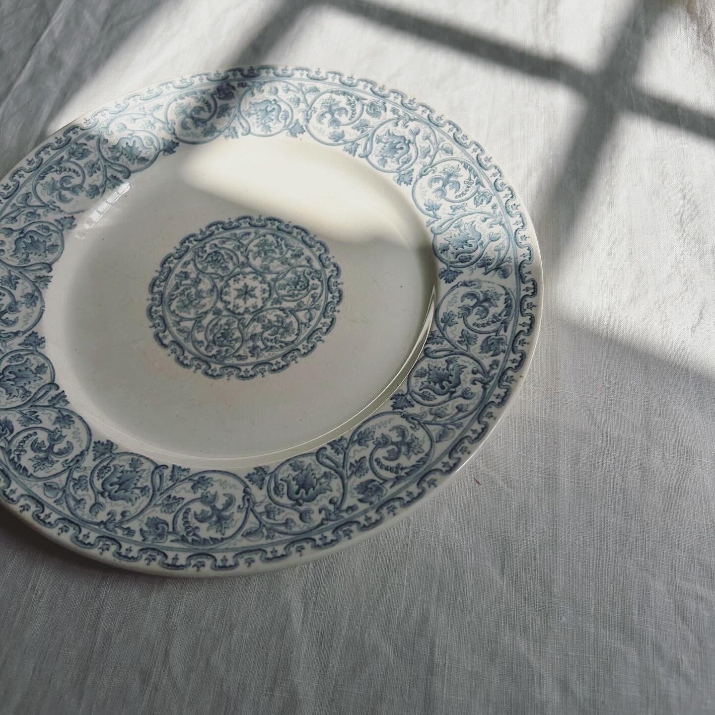 brocante de V フランスアンティーク 剥離 木製バードバス 花台