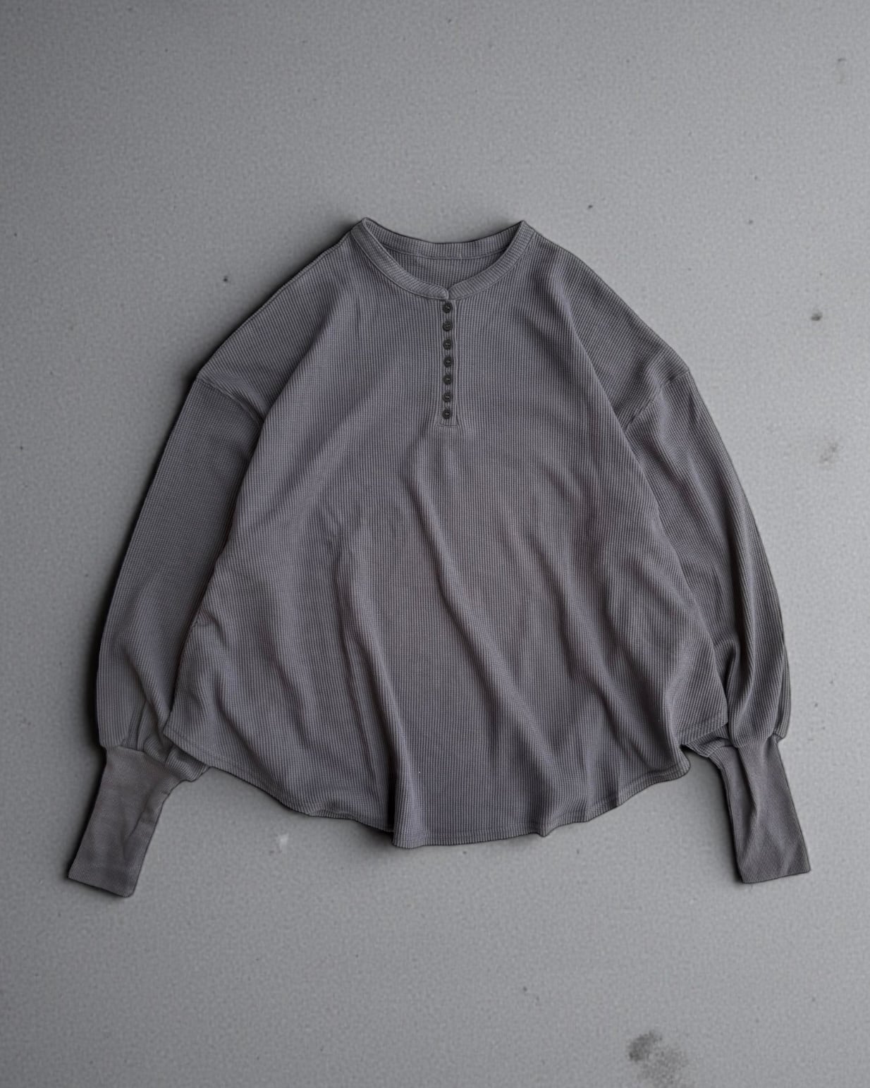 calm thermal henley neck long tee