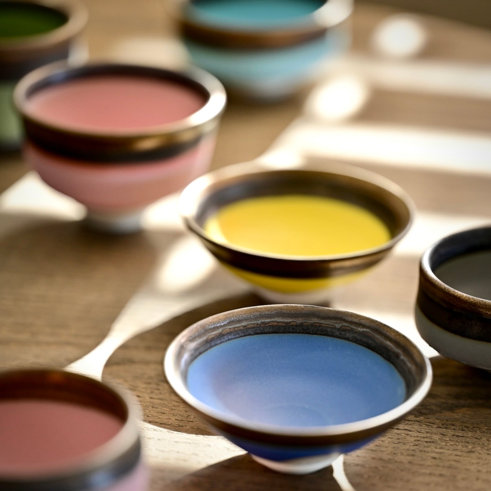 imi ceramicsのアイコニックなデビュー作となるぐい呑みCOLOUR CLOCK が登場！