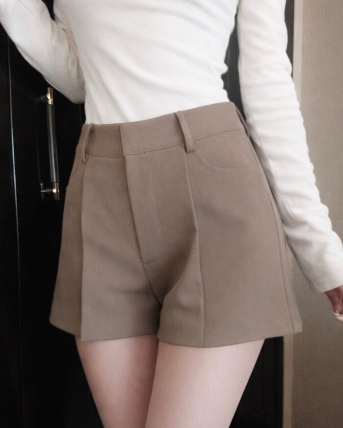 Silhouette Shorts