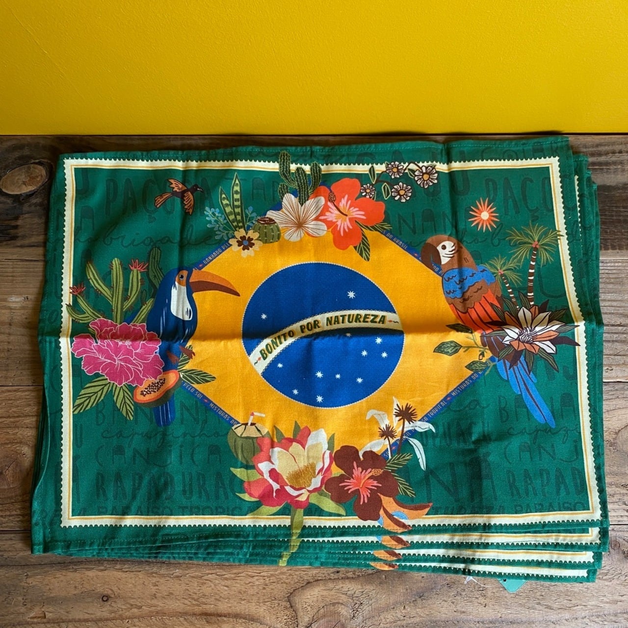 Malagueta Fashionの元気な小物たち