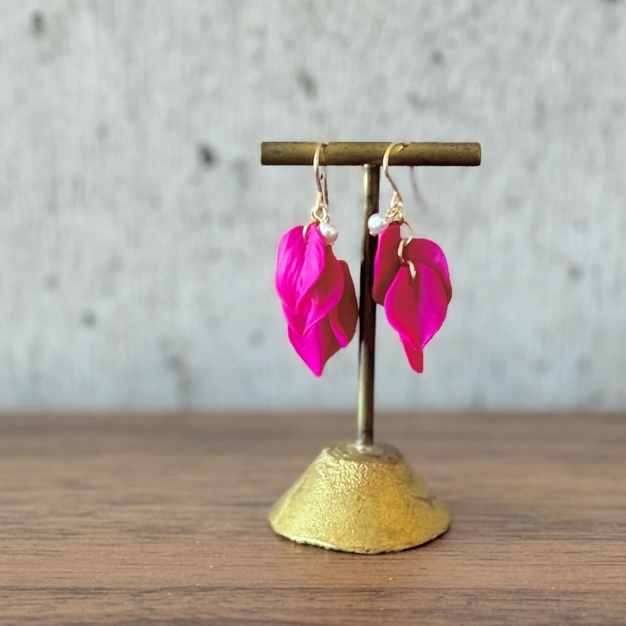 KU-Accessory　ブーゲンビリアモチーフピアス小　14kgf
