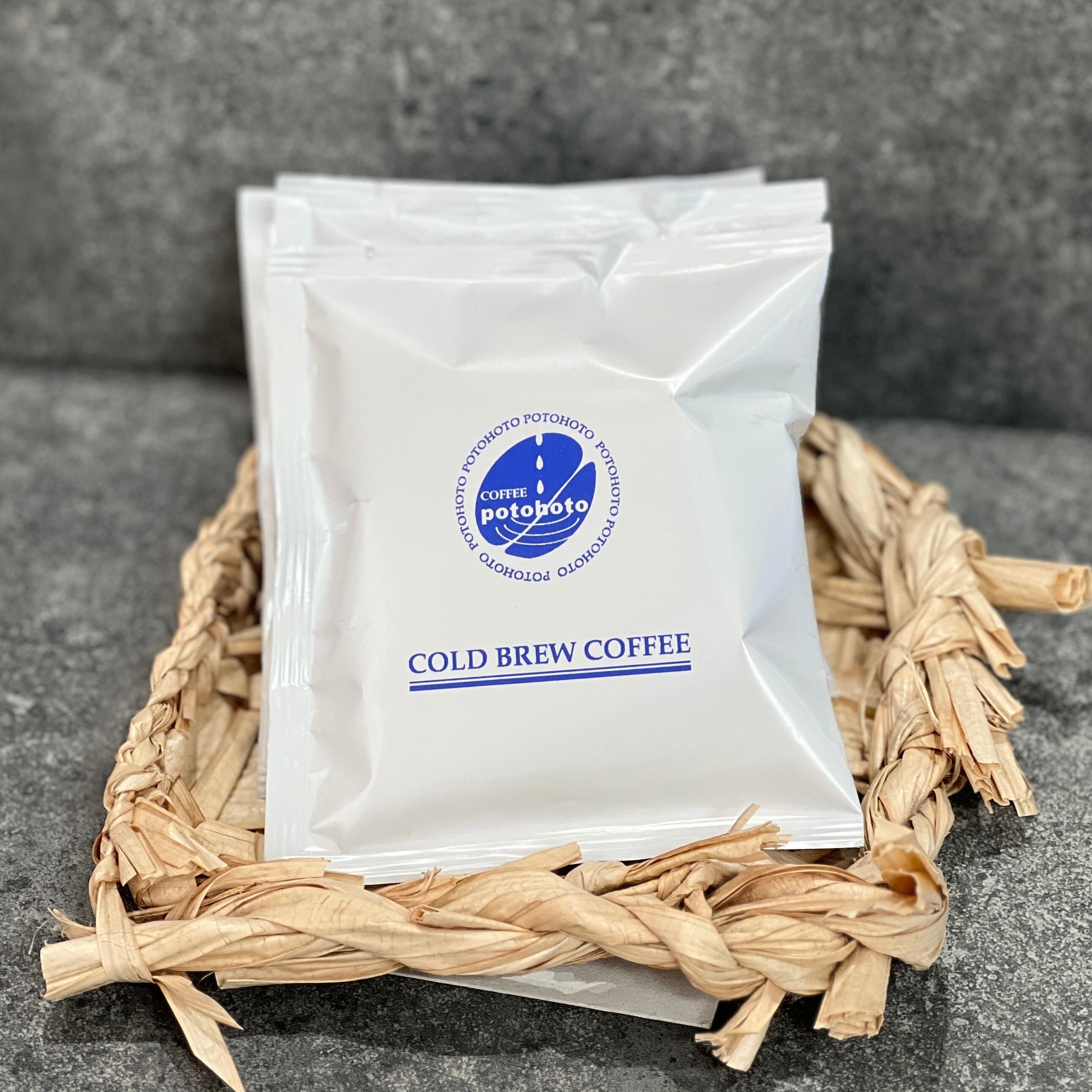 COFFEE potohoto　COLD BREW COFFEE