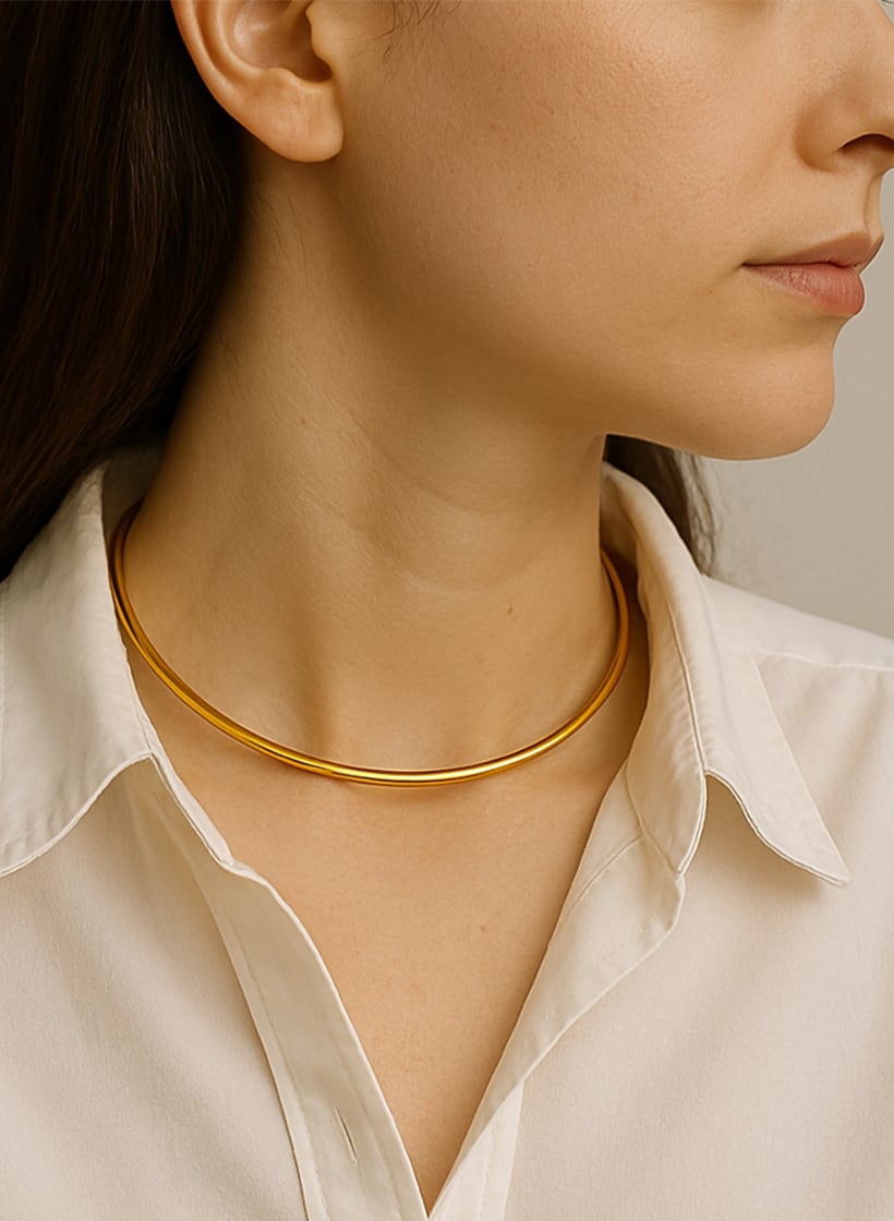 <p class='筆記体'>
Round Necklace Choker – Gold
</p>
<p class='明朝体'>ラウンド ネックレス チョーカー ゴールド</p>
