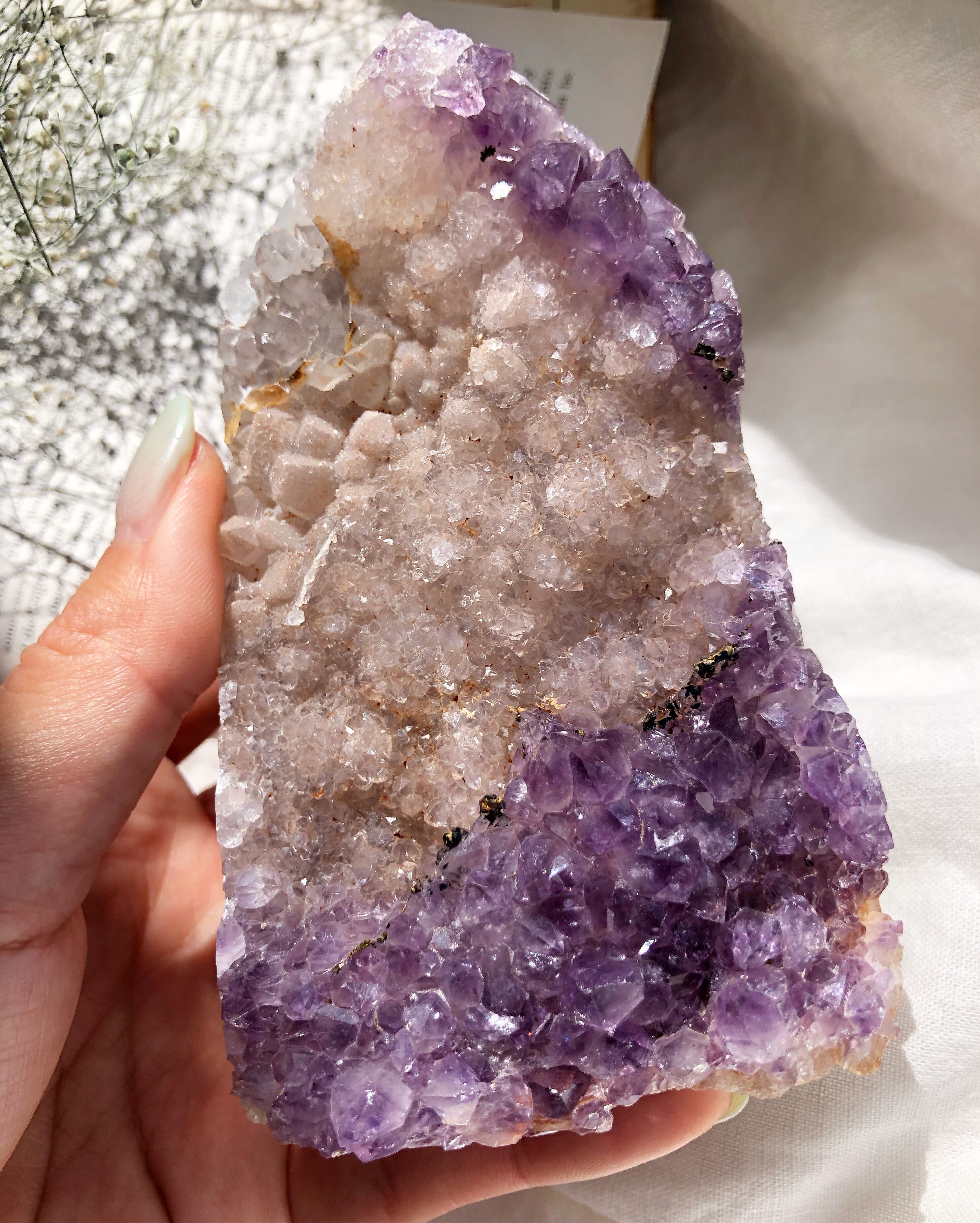 レッドアゲート ジオード ハート 晶洞付き 原石 ポリッシュ