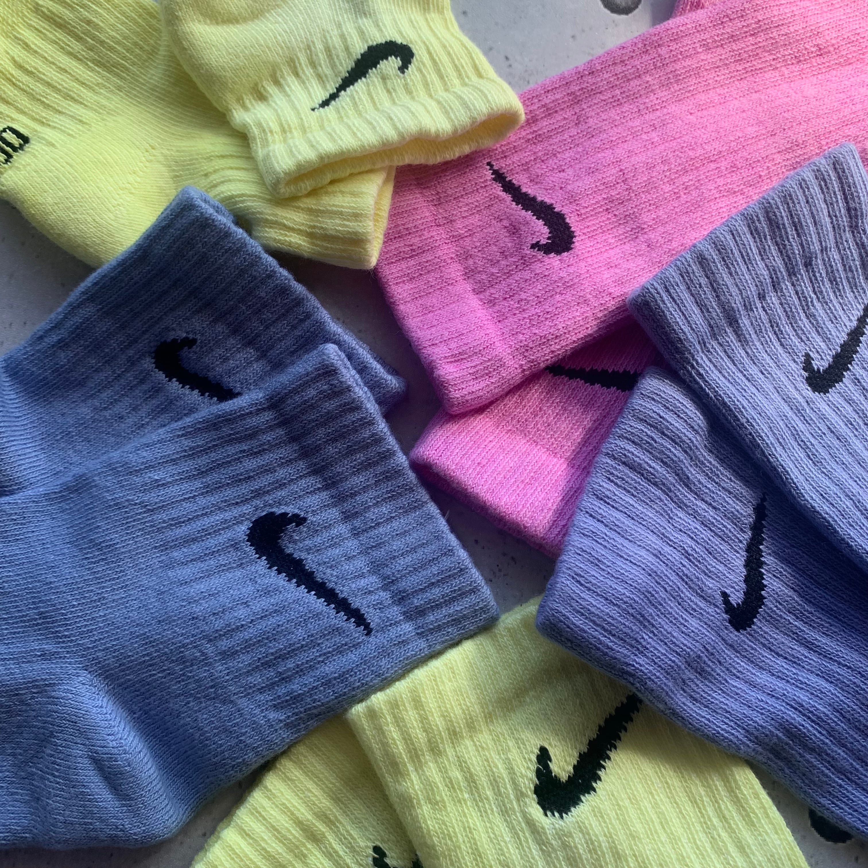 ネオン☆宇宙感☆タイダイNIKEソックス ネオン☆宇宙感☆タイダイNIKEソックス （Dye -ダイ-）