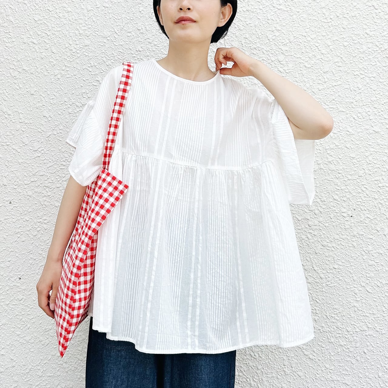 Cotton dobby gather blouse (white)
