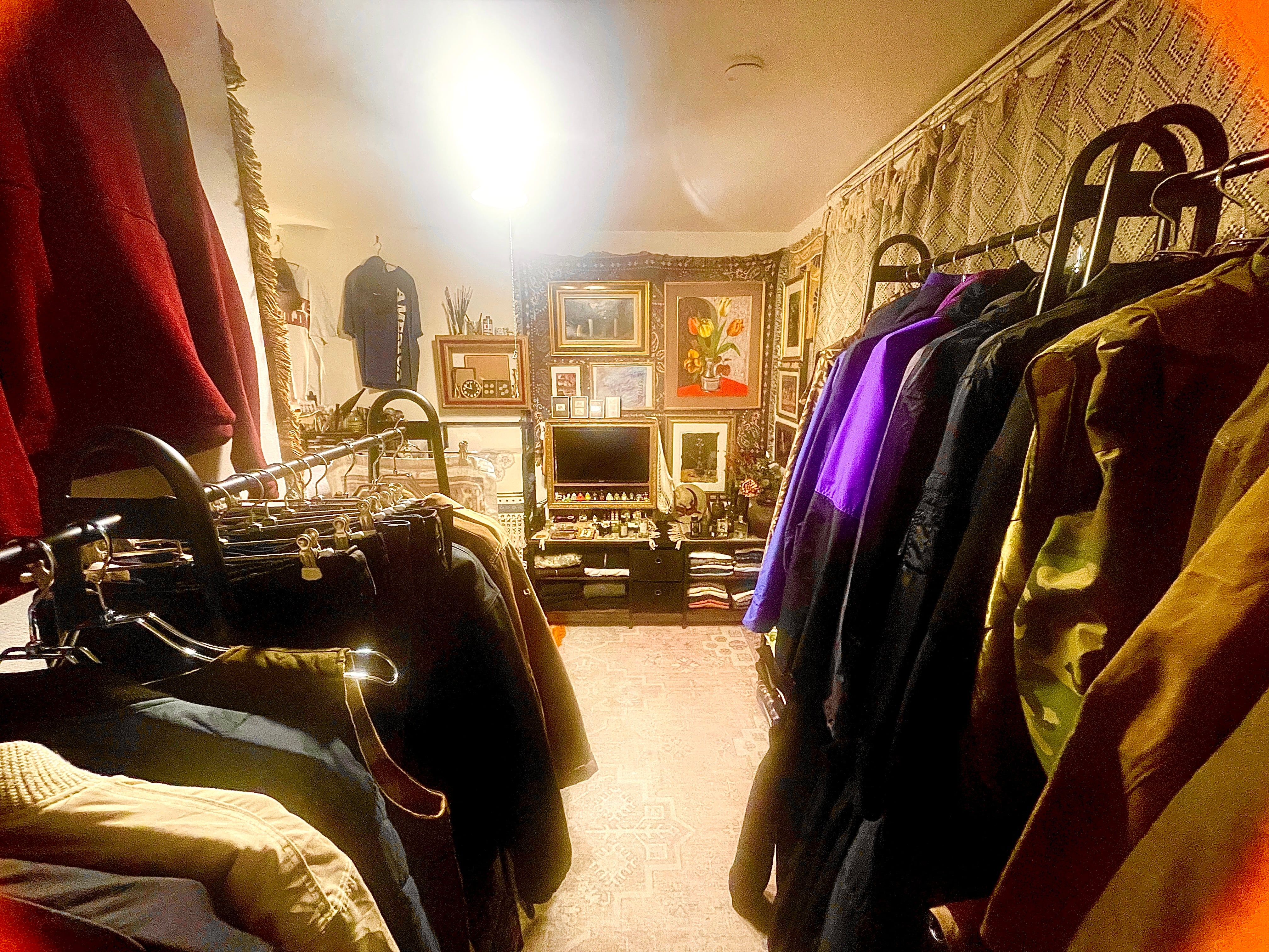 Faraway -used clothing-