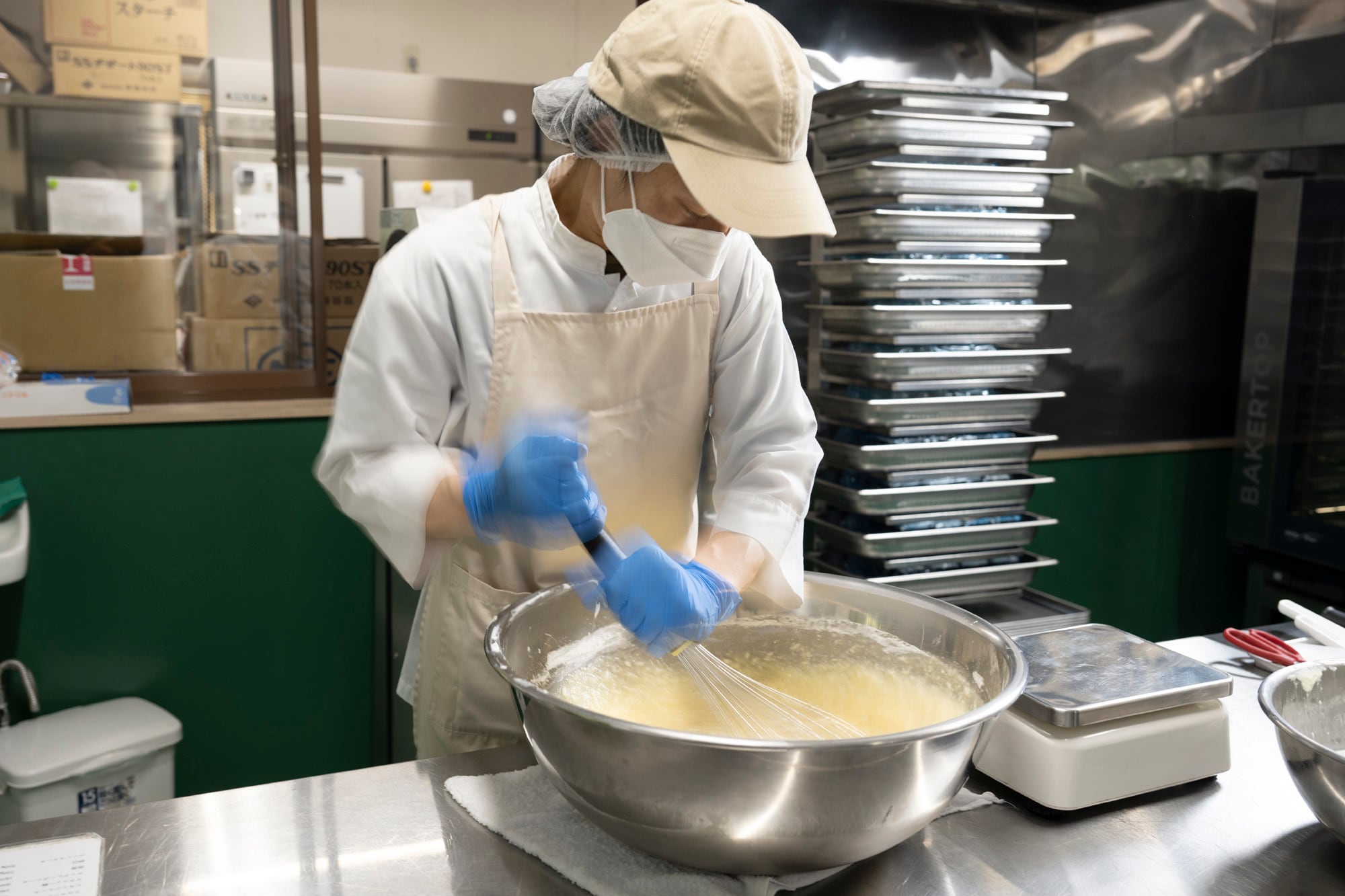 牧場の工房で<br />てづくりしています