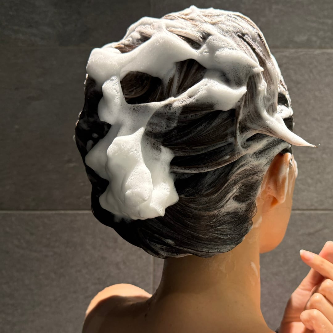 水を使わない新体験　
頭皮が深呼吸する　地球に優しい
ジビエ【パウダーシャンプー】