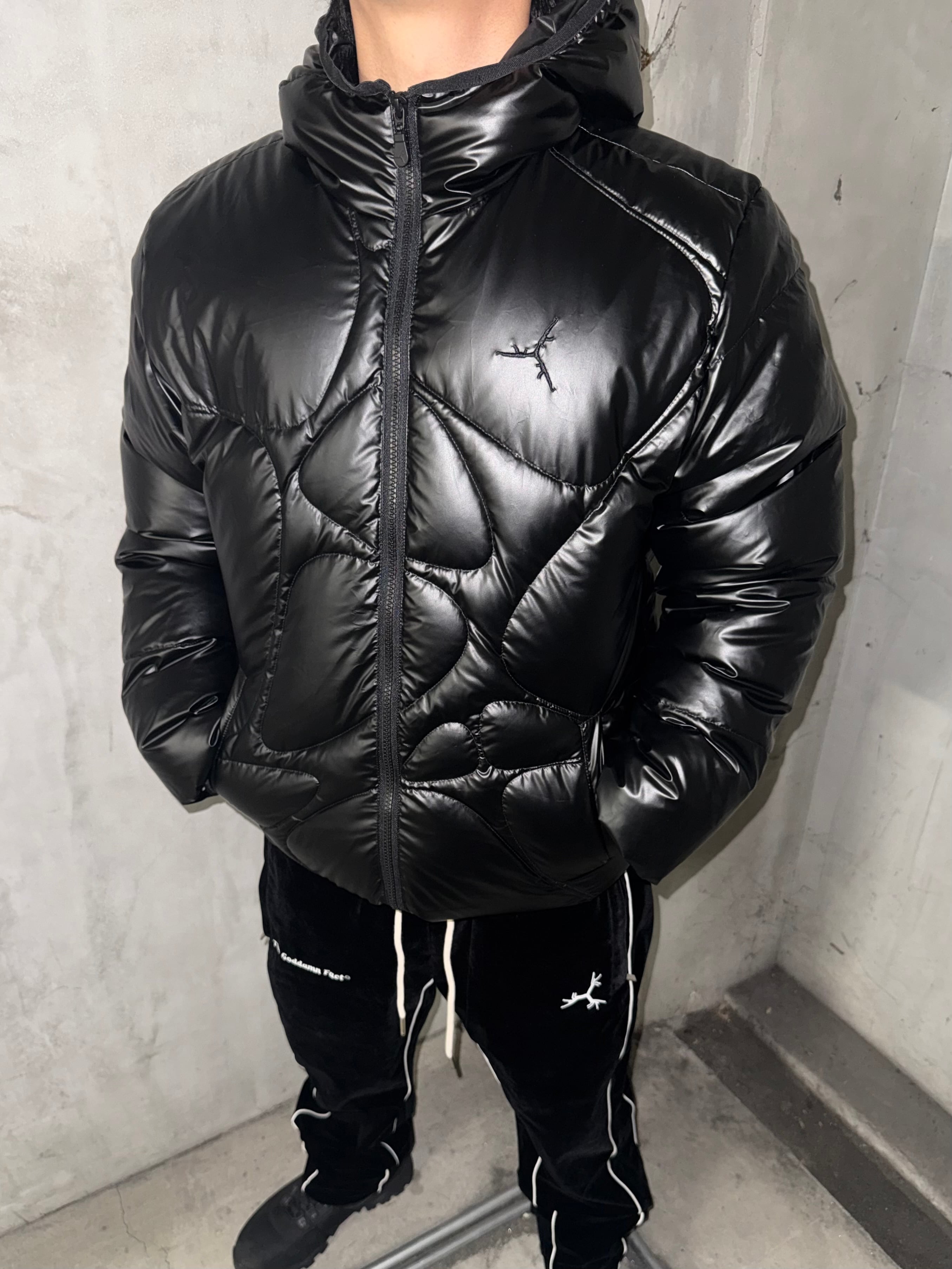 そらgroovy セットアップ　ベロア　ブラック そら様専用groovy セットアップ ベロア ブラック - メルカリ