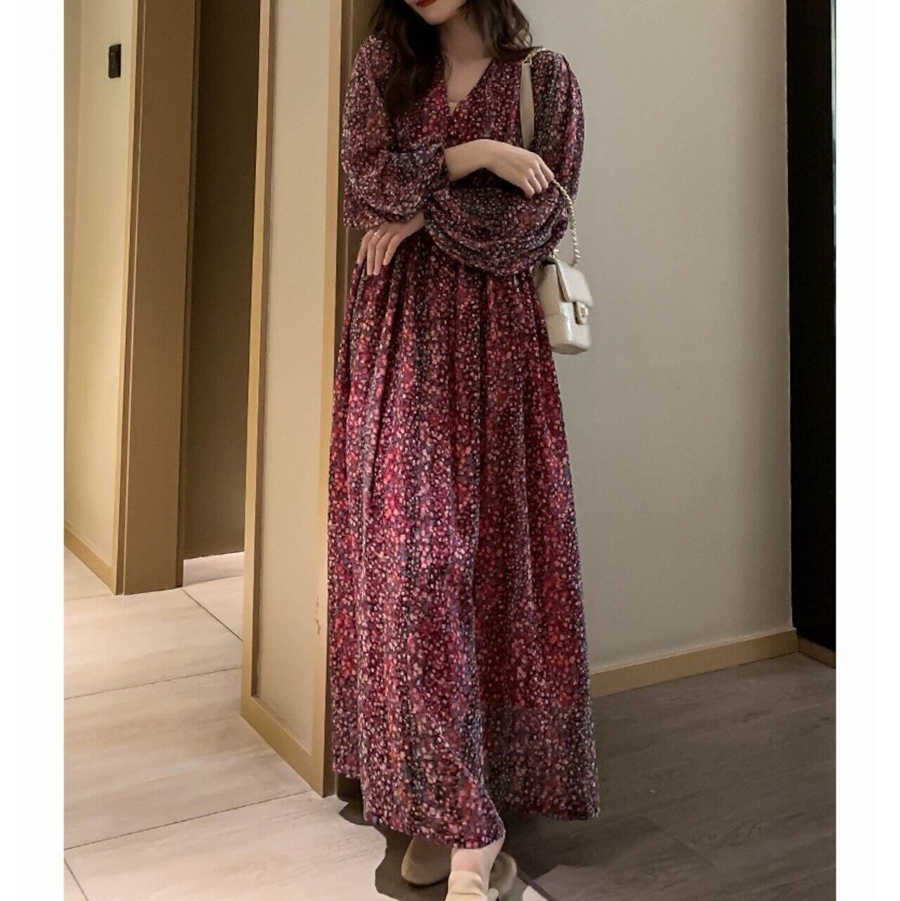 Vネック小花柄ワンピース 2Type A00668