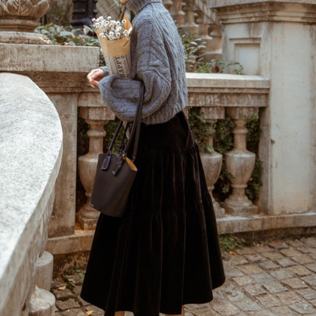 タートルネックツイストニットセーターとスカートのセットアップ A00880