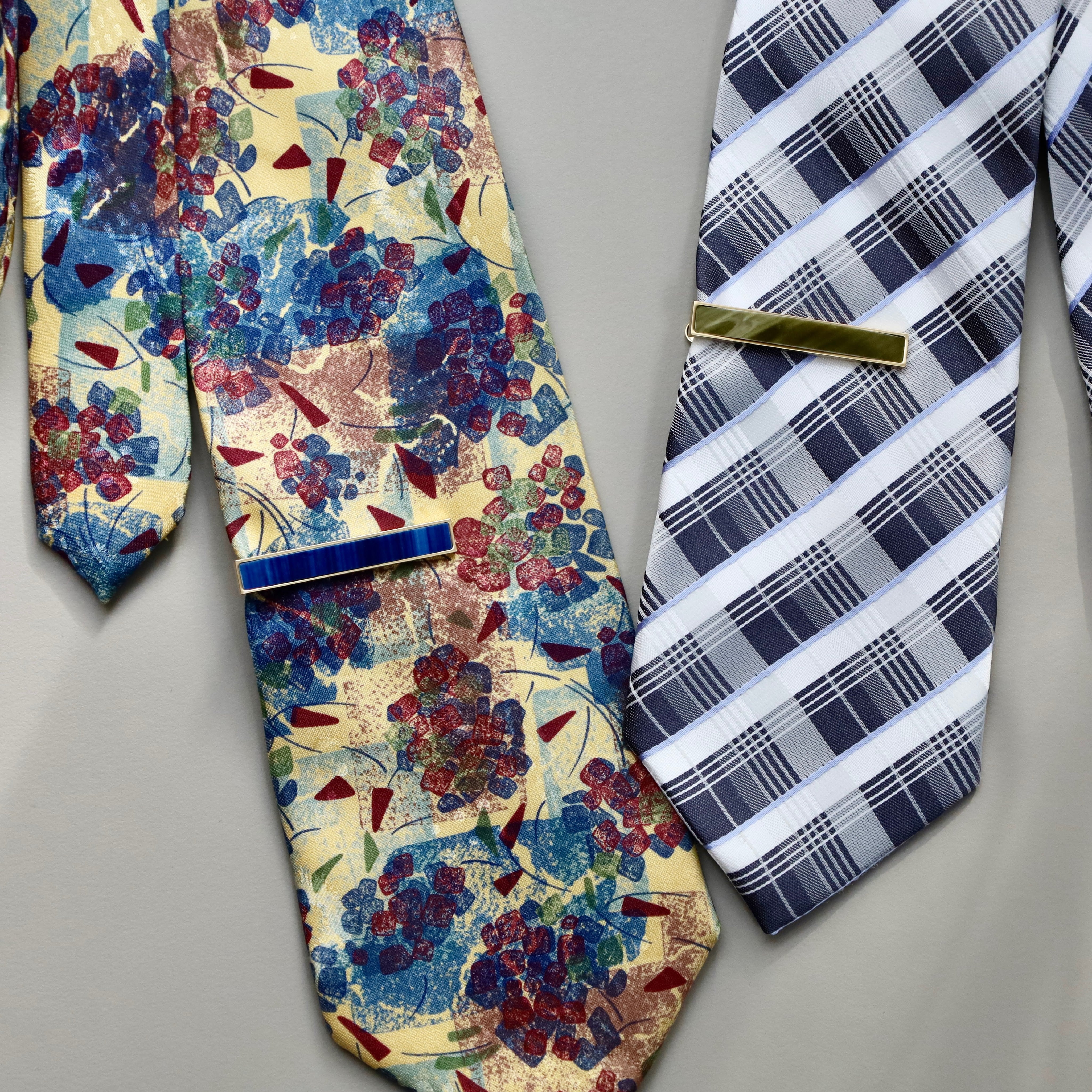 Tie clips
タイピン