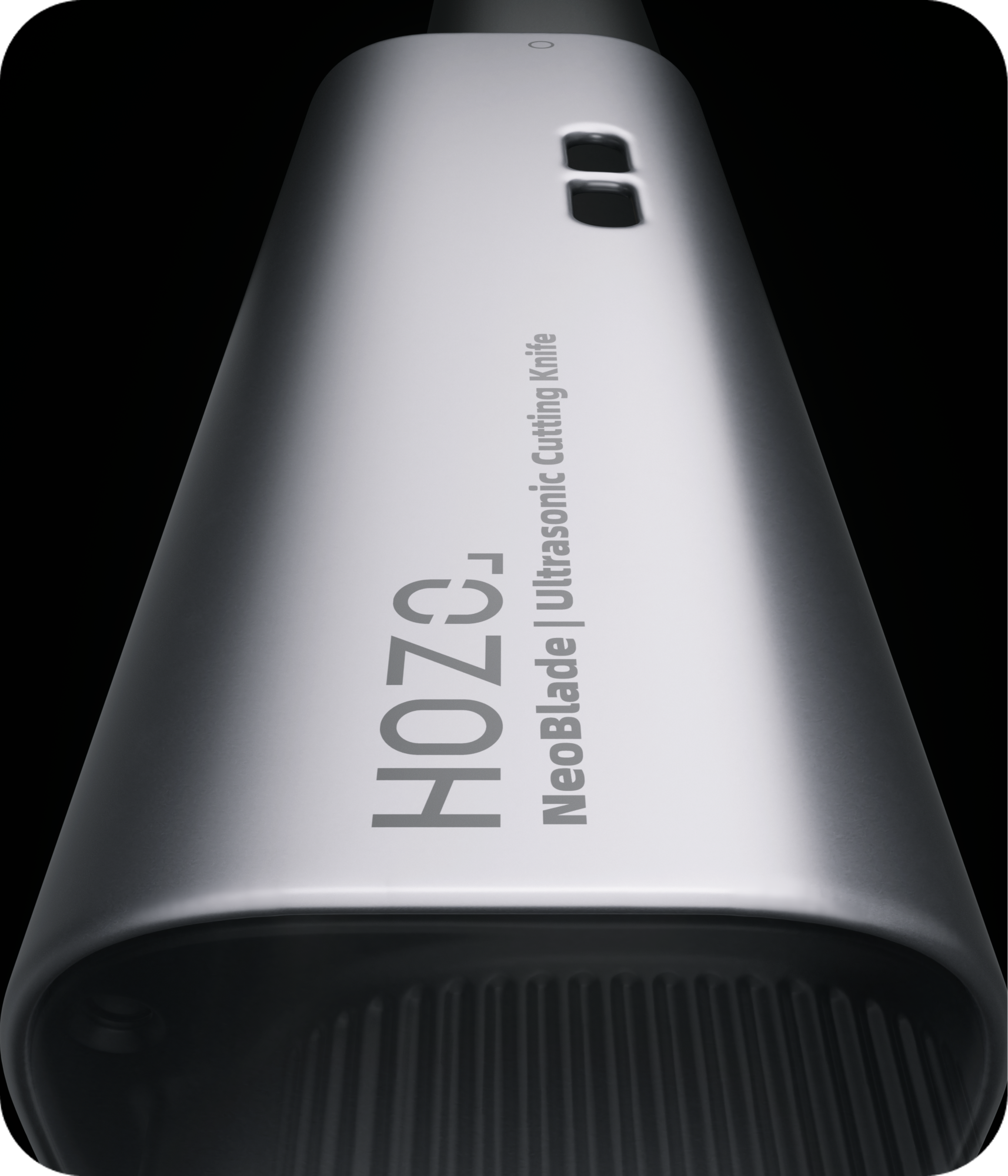 アルミ合金シャーシ採用