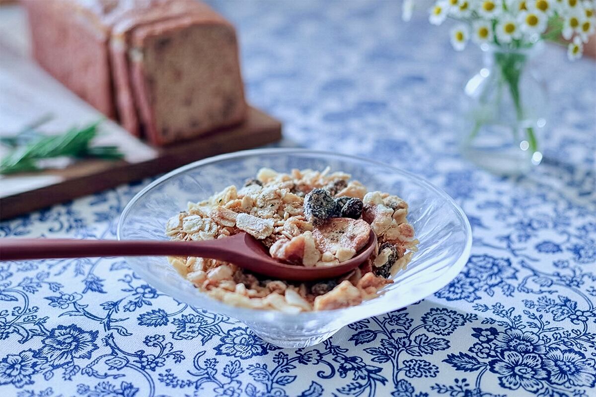 3. Meal Series

バランスド・サイエンスミール
h＋diet スペシャルグラノーラ
スターターズ・モーニング