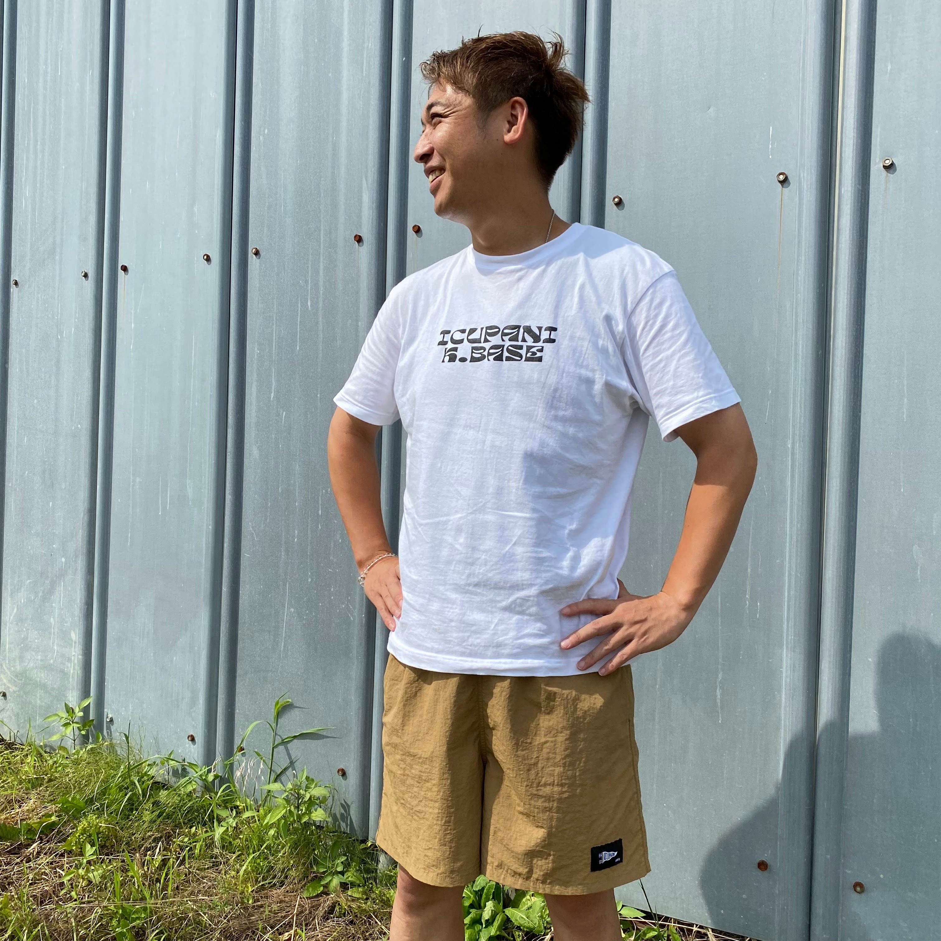 【ICUPANI】　アール・ヌーヴォーロゴＴシャツ　ホワイト