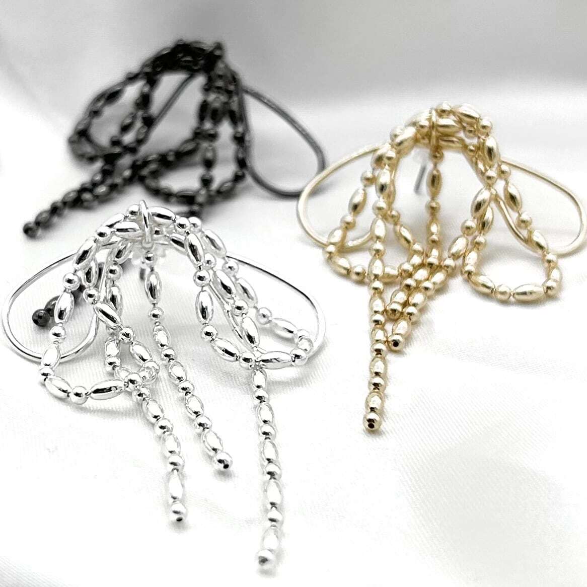 Jamu ピアス：フィリングリボン