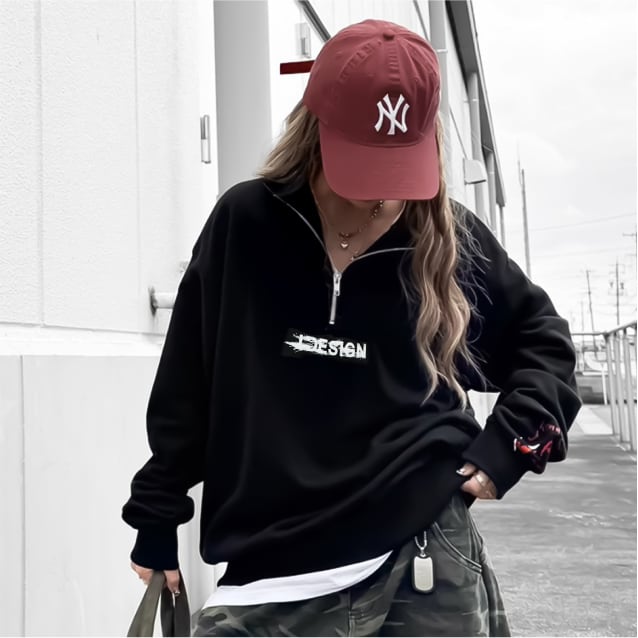 I DESIGN SCRATCH LOGO ハーフジップ
¥11,000