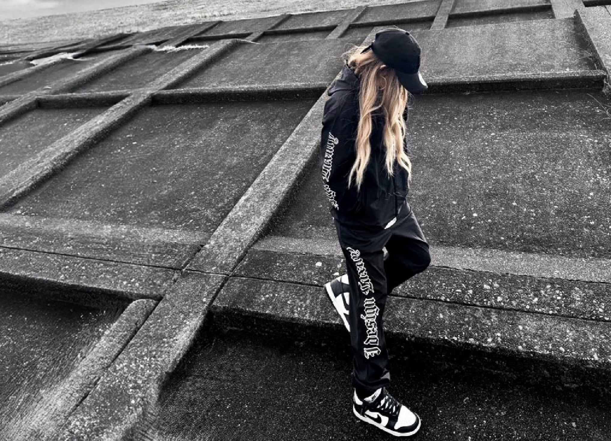 IDESIGN
2025 FW
COLLECTION