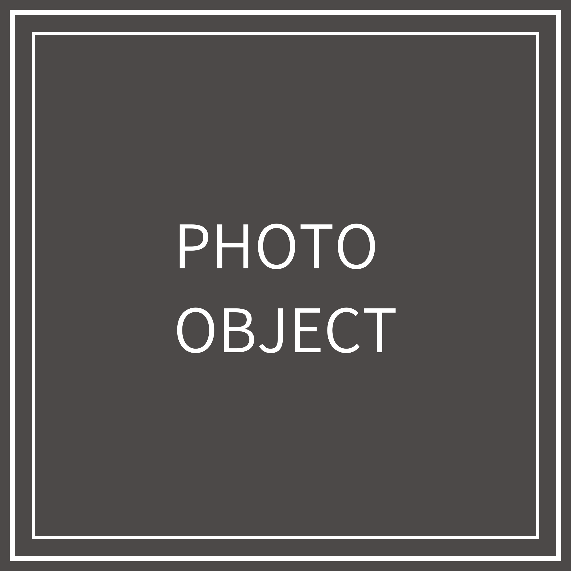 思い出や大切な瞬間を、
カタチにする。
日常における佇まいとともに、
長く残るアイテムを
展開しています。