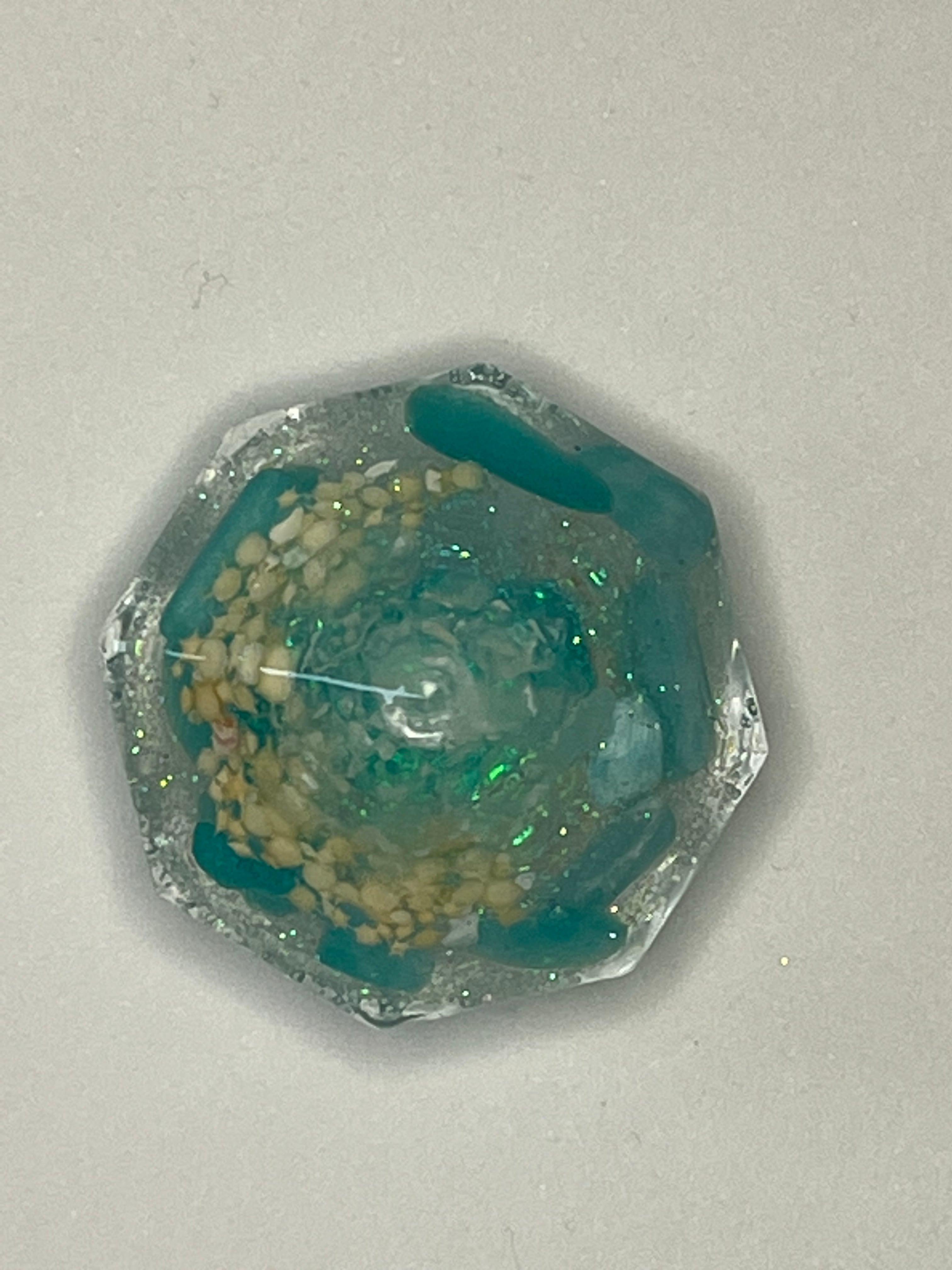 アマゾナイト × 星の砂

「希望の光を胸に、自分らしく輝く。」

前向きな気持ちと、未来へのワクワクをお部屋に。