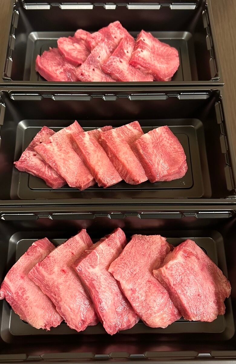 秋田県産の牛 | 肉のマーくん