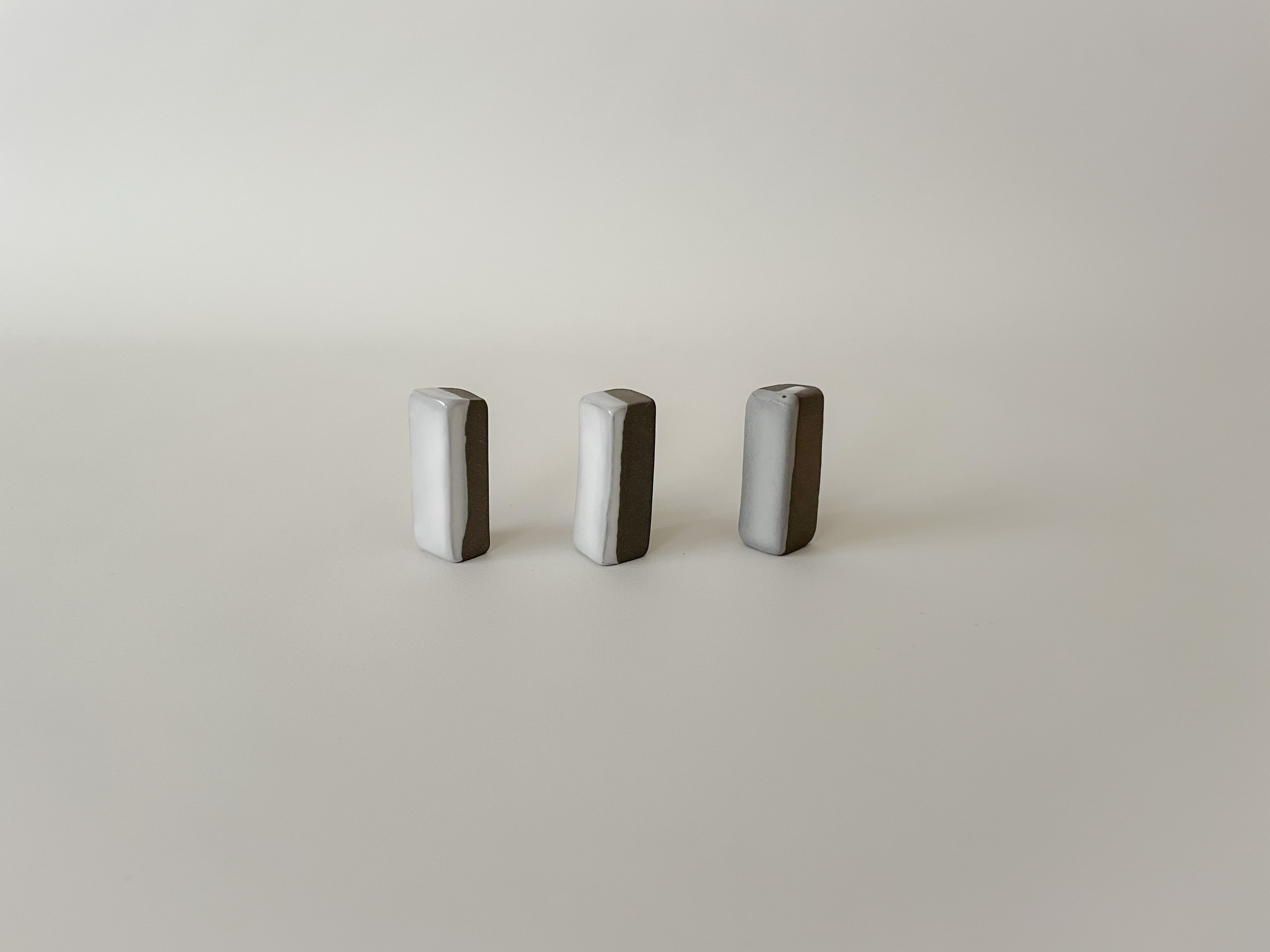 chopstick rest