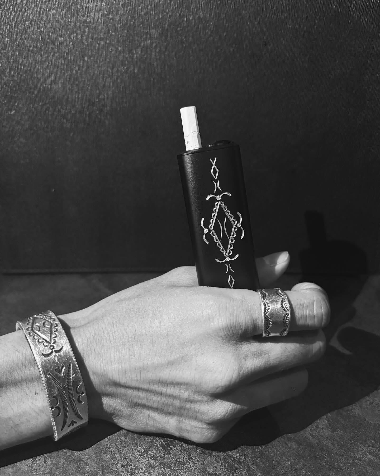 TINY TOUCH,
LASTING IMPACT