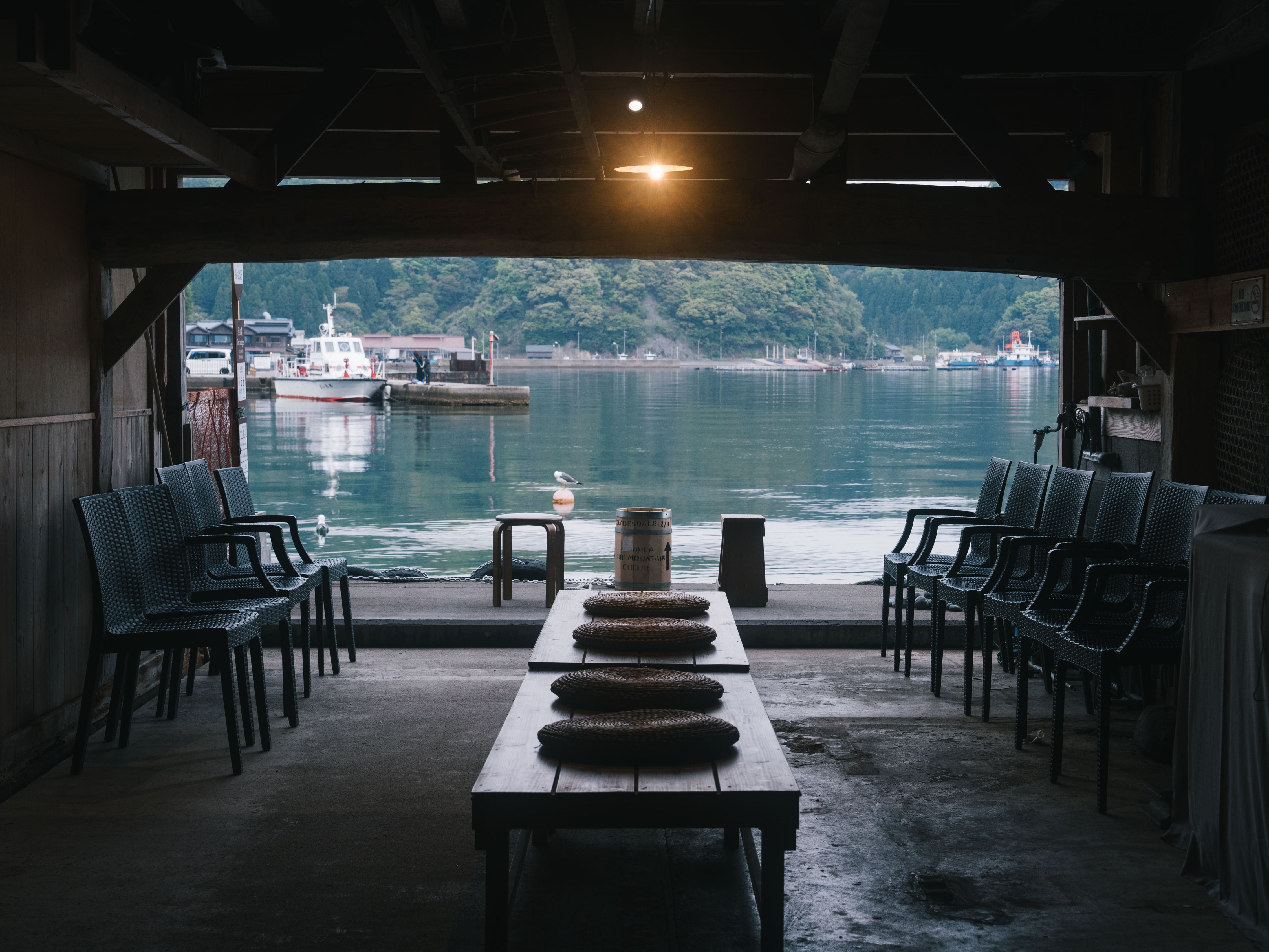 03.舟屋で海を眺めながら