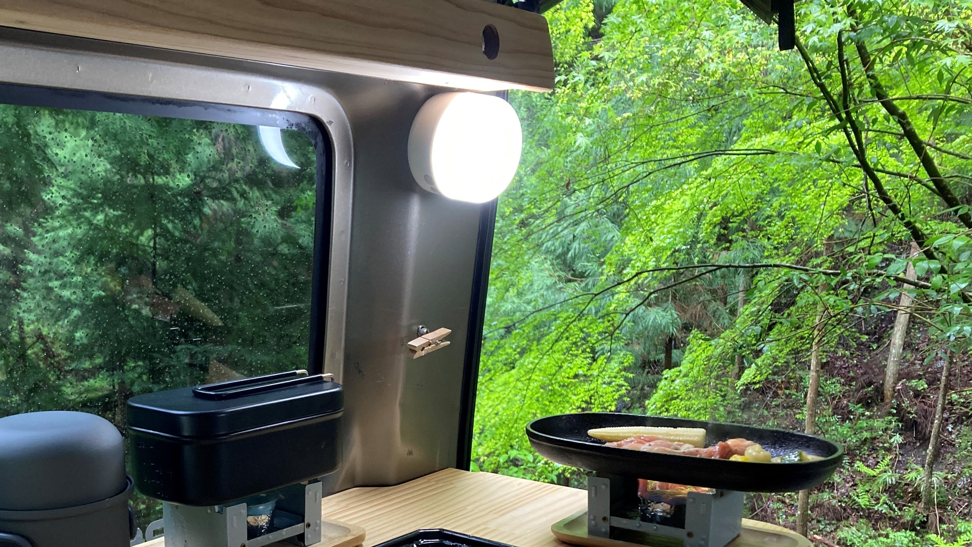 ステッカー | nuts vanlife products (CREIM) ステッカー | nuts vanlife products (CREIM)