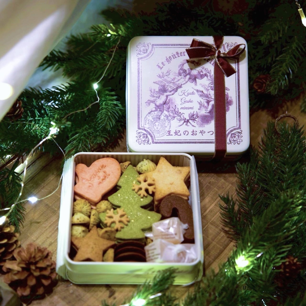 2025 王妃のノエル缶