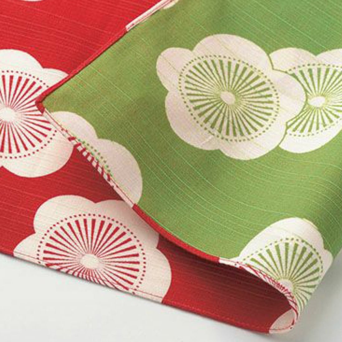 風呂敷 チーフ 伊砂文様　梅 アカ/グリーン