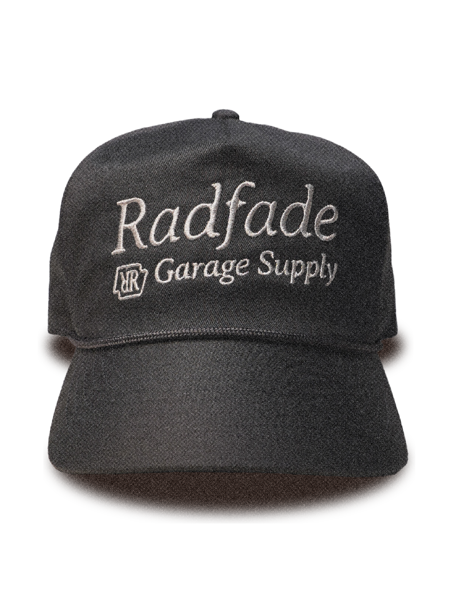 #000 SERIES
“いい意味で”かっこつきすぎない企業系キャップをRADFADEらしくアレンジしたデザイン
¥8,800