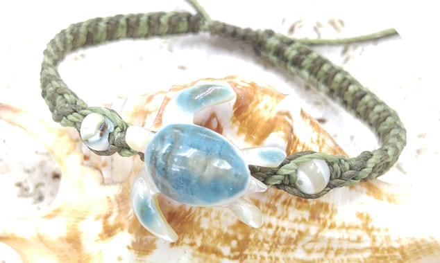 夜光貝アクセサリー