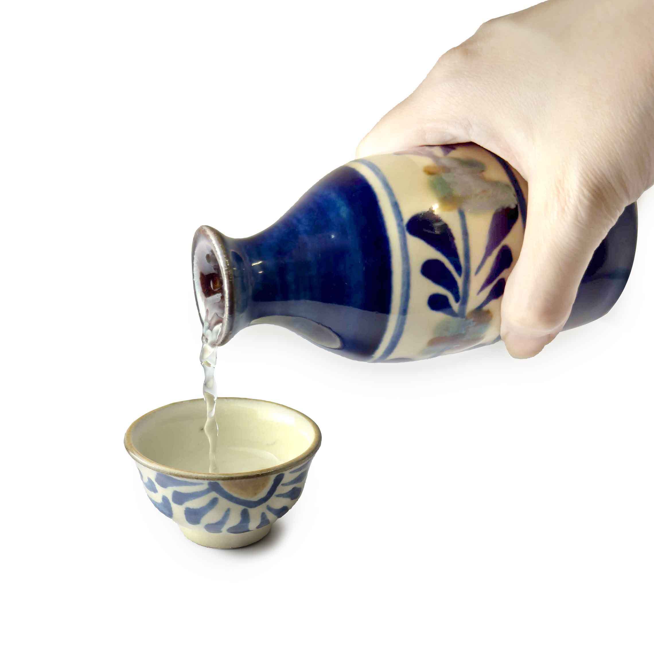 琉球ガラス】と【やちむん】沖縄の器 | 琉球民芸センターオンライン