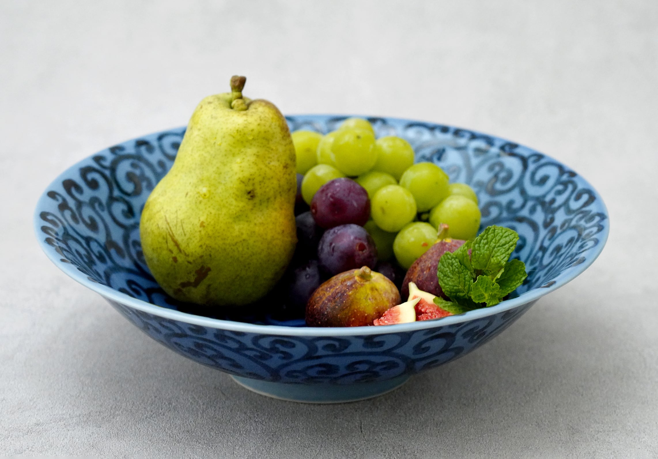 （350）【特価】✿有田焼★対山窯藍田工房作★金襴手茶碗★破摩オマケ付き★ 350）【特価】✿有田焼☆対山窯藍田工房作☆金襴手茶碗☆