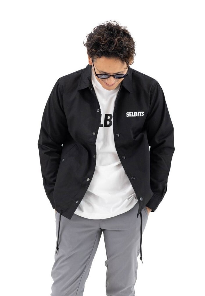 Cool Clothing Gives
Confidence in Golf.