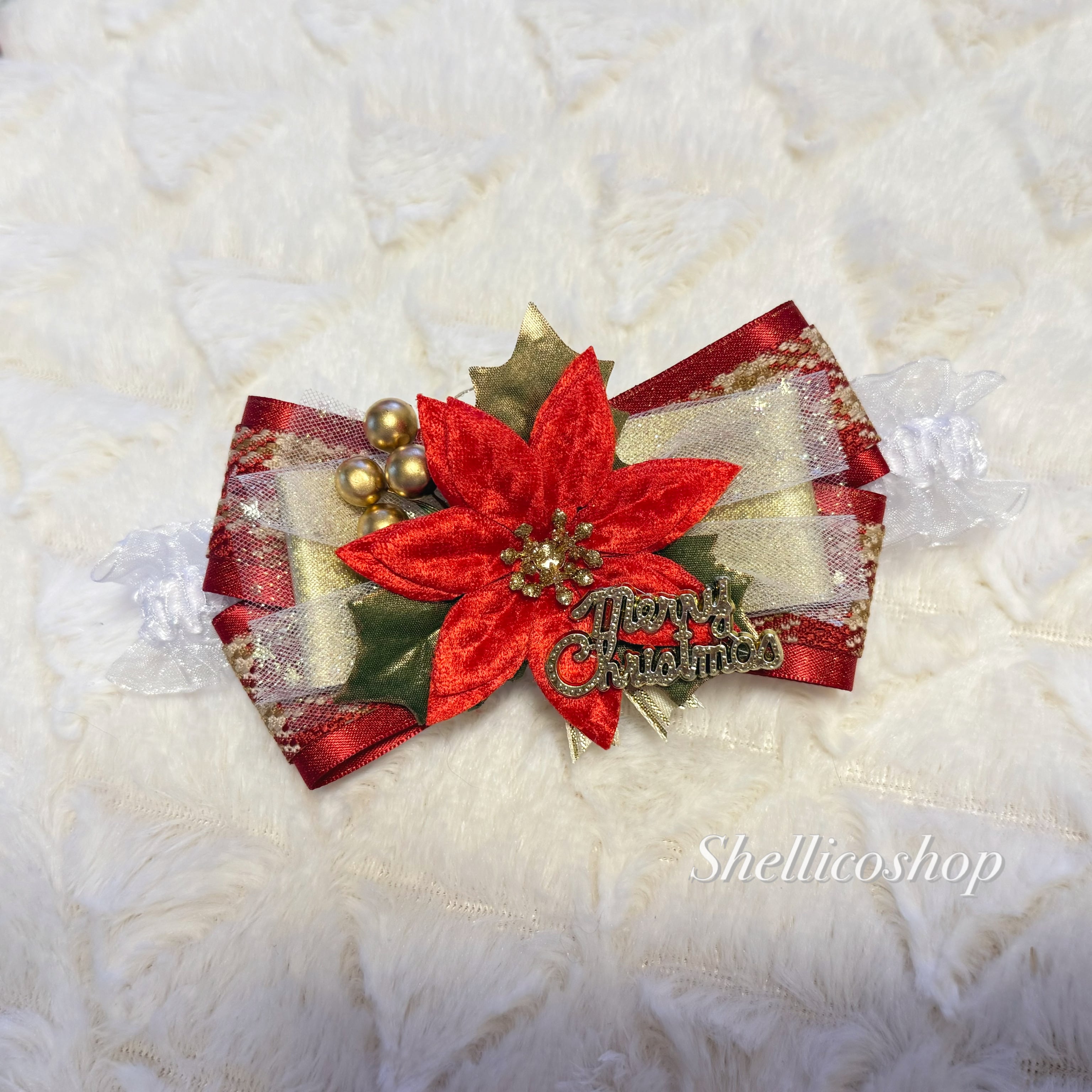ボリュームたっぷりリボンチョーカー🎀
毎年大人気のポインセチアリボン!!
数量限定バージョンです🌲🌟