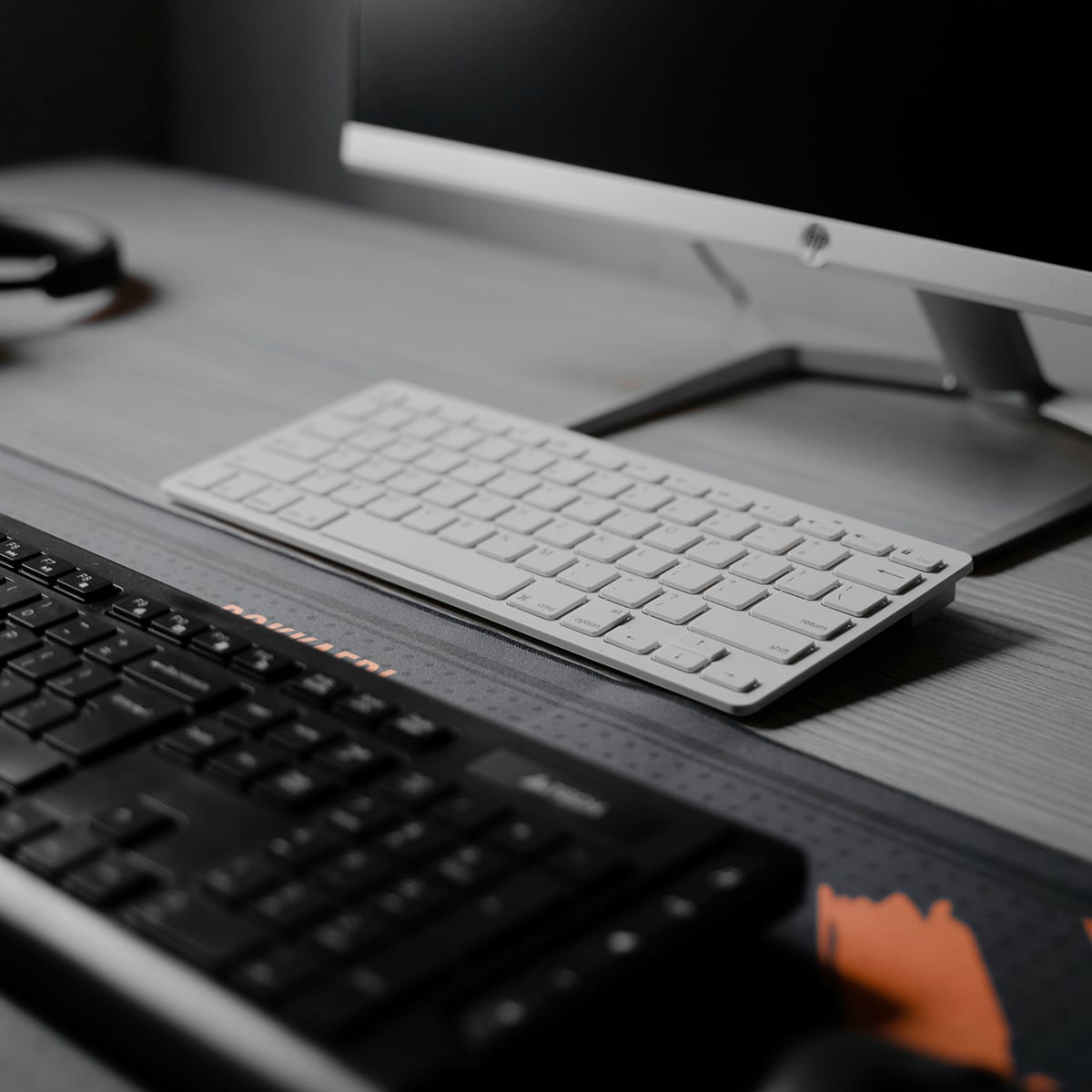 デザイン性と実用性を両立し、静かな人気を集めるアイテム。
細部まで丁寧に作り込まれた仕上がりが、毎日の快適さを確かに支えます。
長く使える“ちょうど良さ”が魅力のプロダクトです。