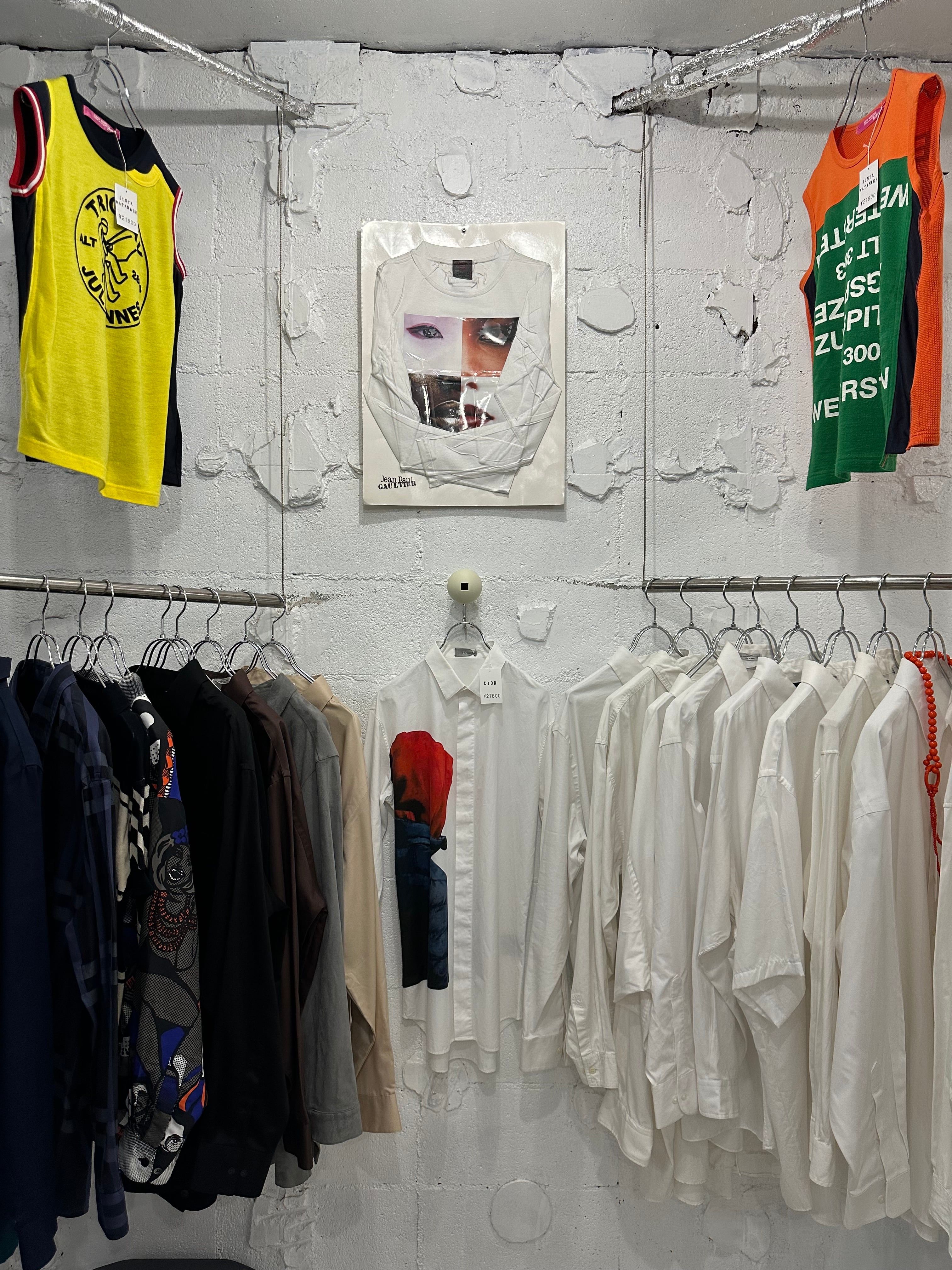 【SUKIKIRAI】
DESGINERS・USED・VINTAGE
ONLINE SHOP